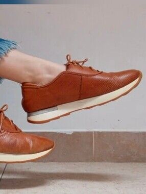 VELEZ Leather Lace Up Oxford Sneakers Tan Platform Wedge Women's Size 38
